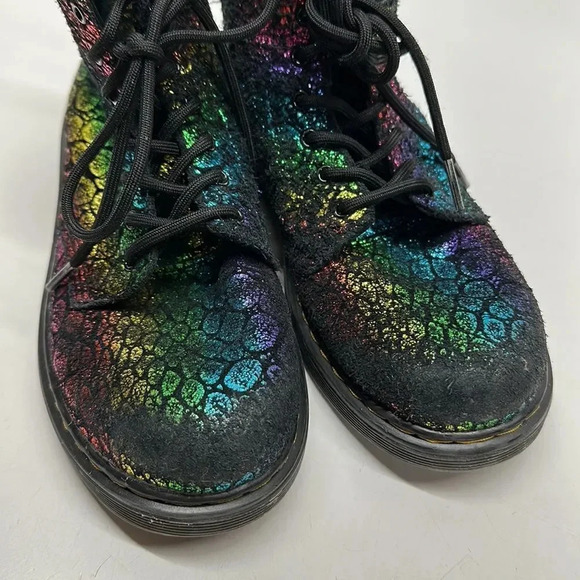Dr. Martens Docs 1460 Pascal Rainbow Ombre Snake Print Lace Up Boots Women's 5 - Picture 3 of 9
